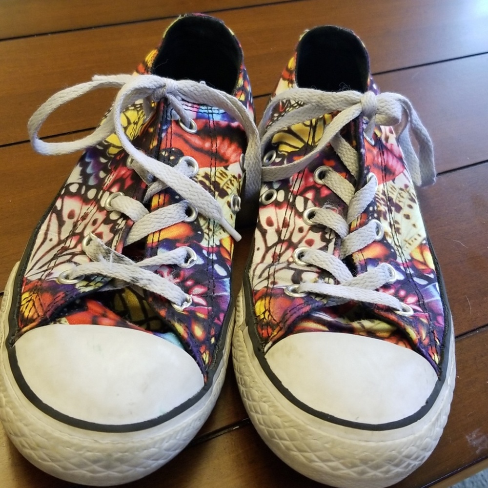 CONVERSE 🦋 SNEAKERS